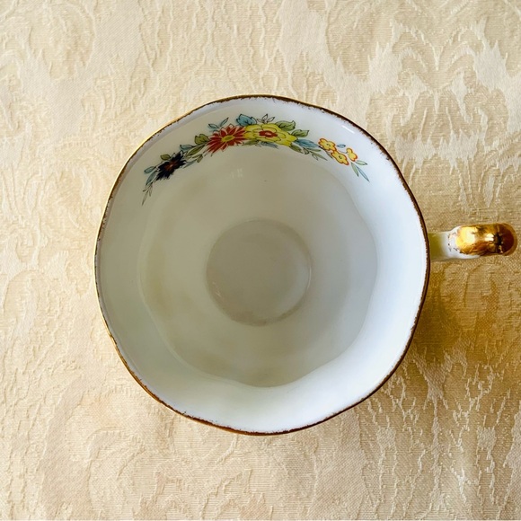 Paragon Oriental Series china cup and saucer - Picture 2 of 9